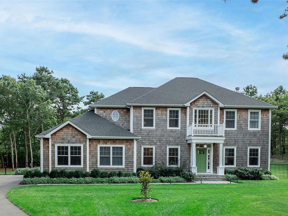1st image of 6 Clara Drive