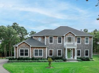 6 Clara Drive, East Quogue, NY