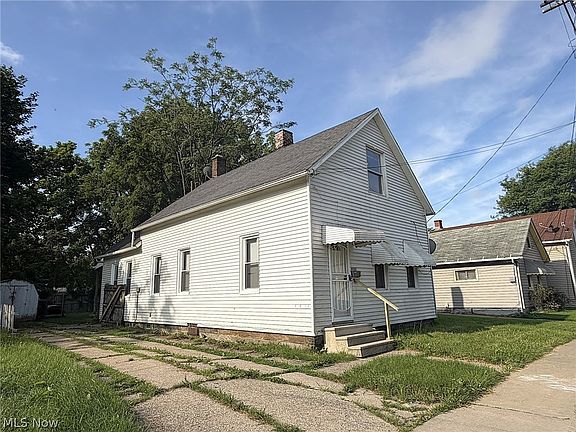 2nd image of 4501 Hyde Ave