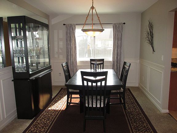 3rd image of 26774 Royal Dr