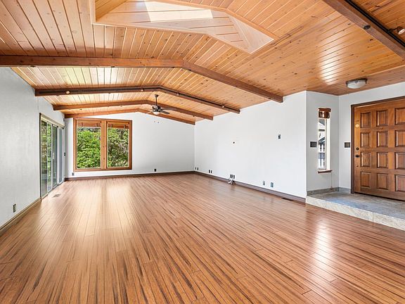 3rd image of 888 Watson Road