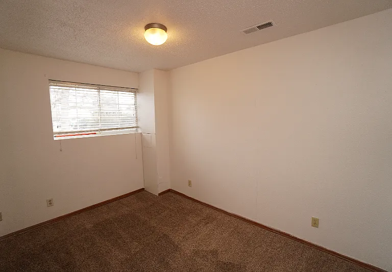 1859 Granby Ct — Photo 18