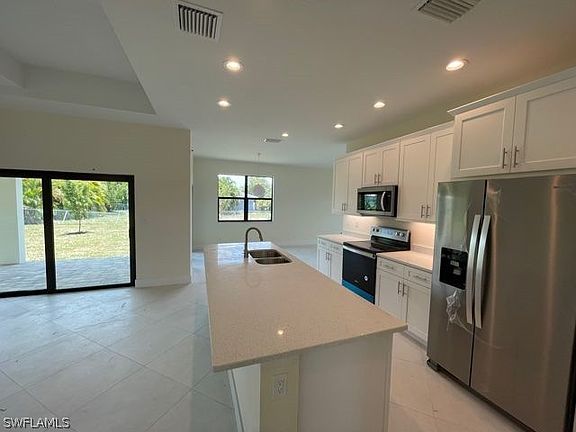 3rd image of 1318 SW 33rd Terrace Cpe