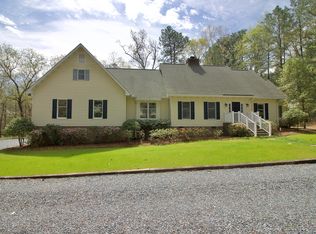 170 Halcyon Dr, Southern Pines, NC 28387