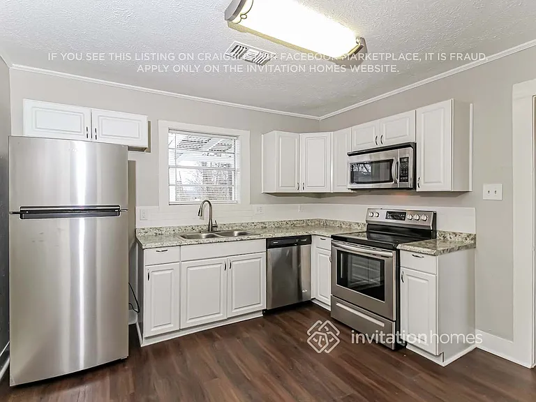 401 Marshall St — Photo 4