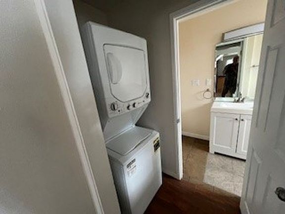 3rd image of 2187 Lake Tahoe Blvd APT 18
