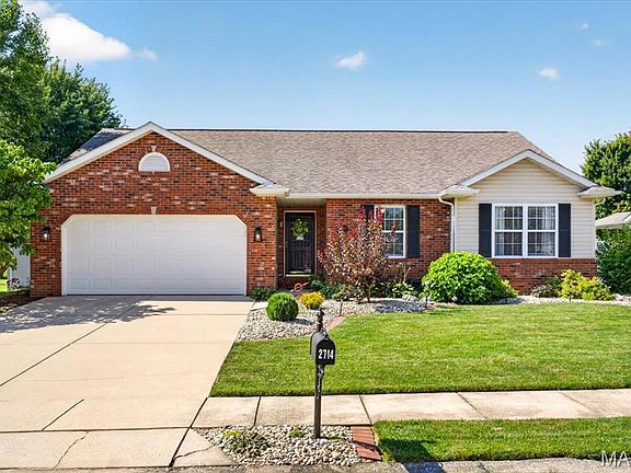 2nd image of 2714 Falcon Crest Dr