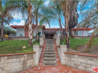 9609 Woodley Ave, North Hills, CA 91343