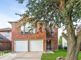 8614 E Rachlin Cir, Houston, TX 77071