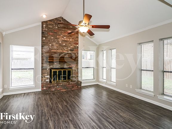 3rd image of 15711 Gilbertyn Dr