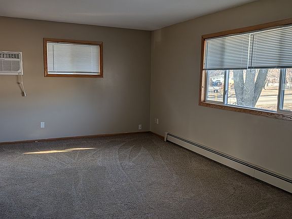 Unit #4 (upper level)
Living room