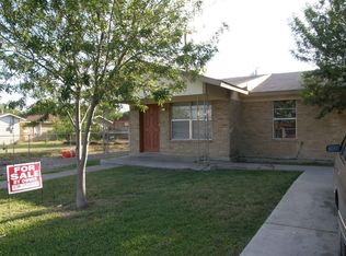 1378 Camarinos Dr, Eagle Pass, TX 78852