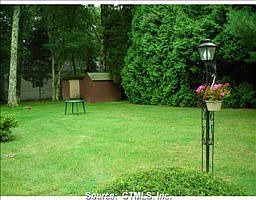 2nd image of 1 Evergreen Park