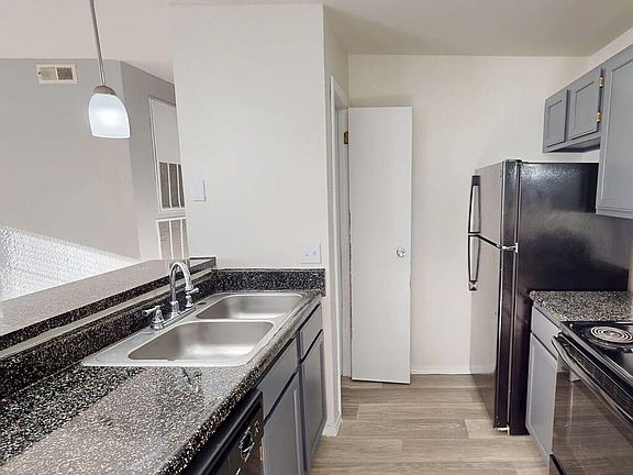Granite-Inspired Countertops