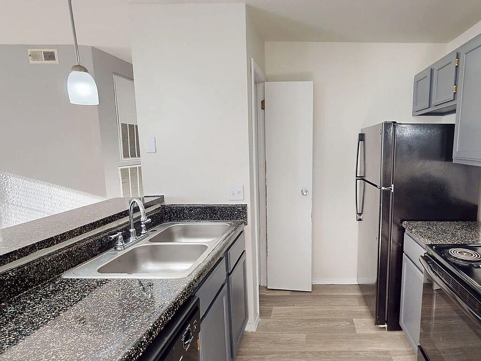 Granite-Inspired Countertops