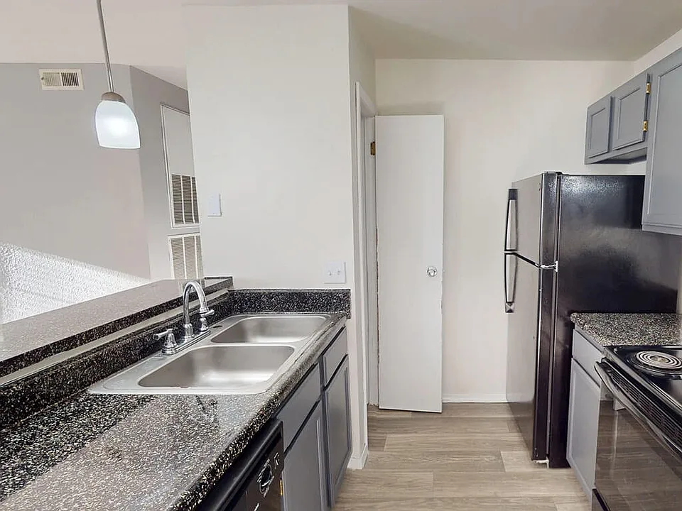 Granite-Inspired Countertops
