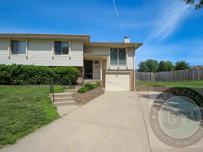 6323 N 108th Avenue Cir — Photo 1