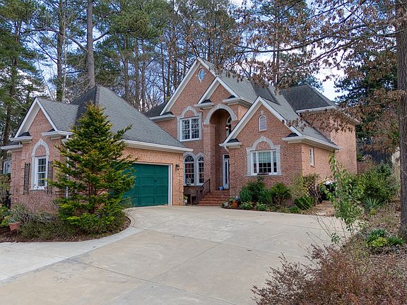 2nd image of 201 Bass Ave SW