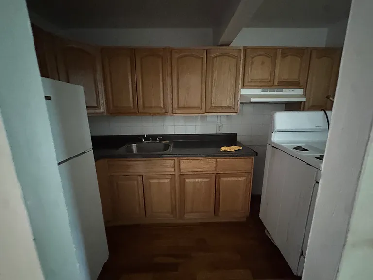 37 Odell Ave #3A — Photo 3