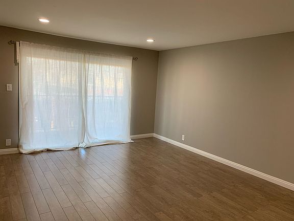 3rd image of 400 N Acacia Ave Unit C23