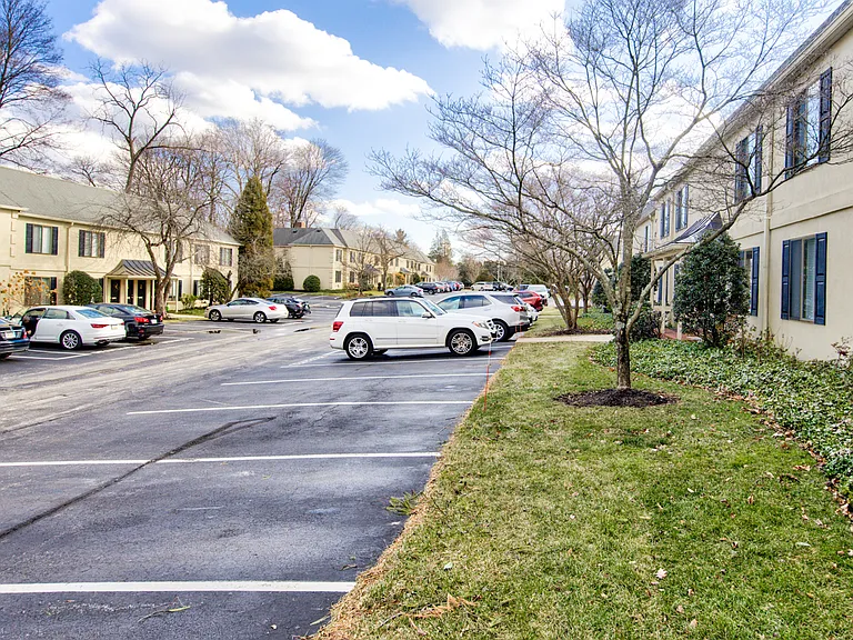 411 W Conestoga Rd #27 — Photo 2