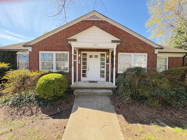1915 Walker Ave #B, Greensboro, NC 27403