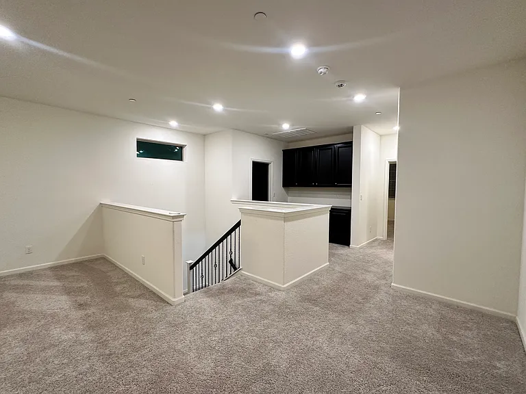 Vino Verde Ct — Photo 15