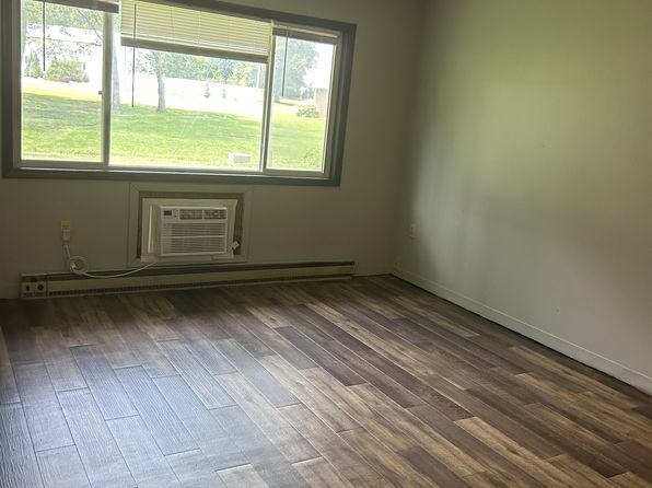 308 Windsor St #4