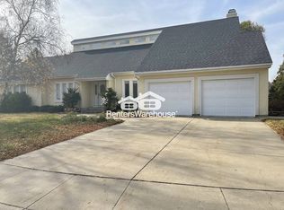 1143 Audaz Ln SW, Rochester, MN 55902