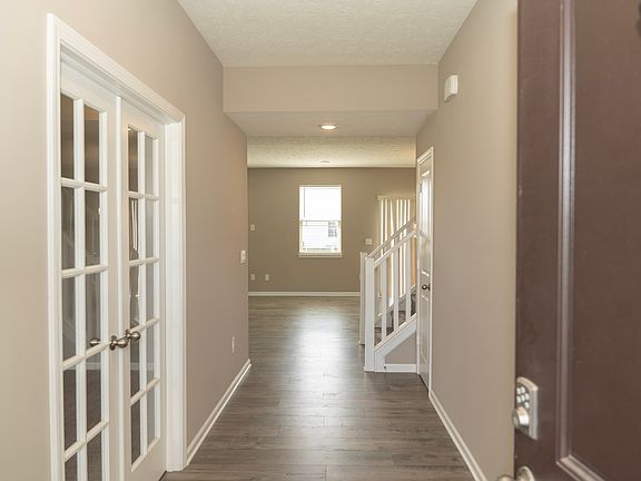 5th image of 160 Thorpe Dr
