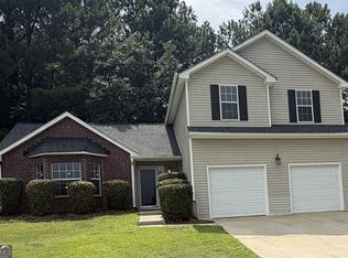 3917 Creek Shoals Ln, Ellenwood, GA 30294
