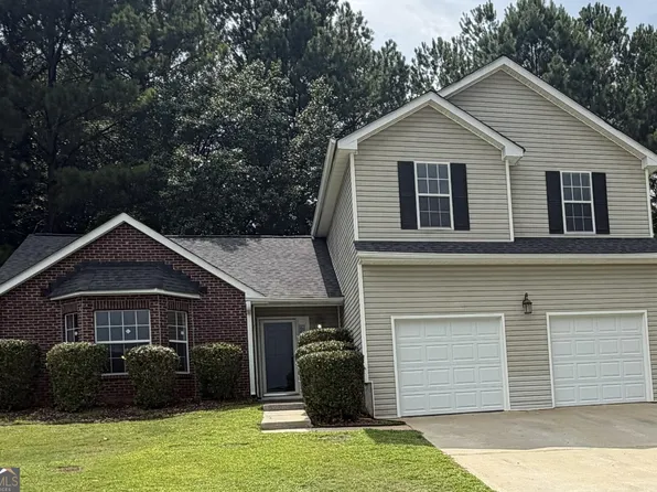 3917 Creek Shoals Ln, Ellenwood, GA 30294