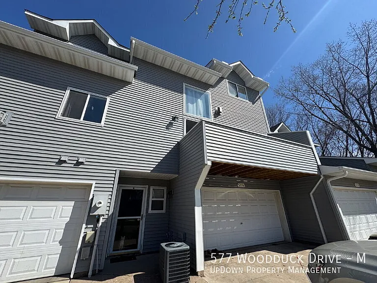 577 Woodduck Dr #M — Photo 1