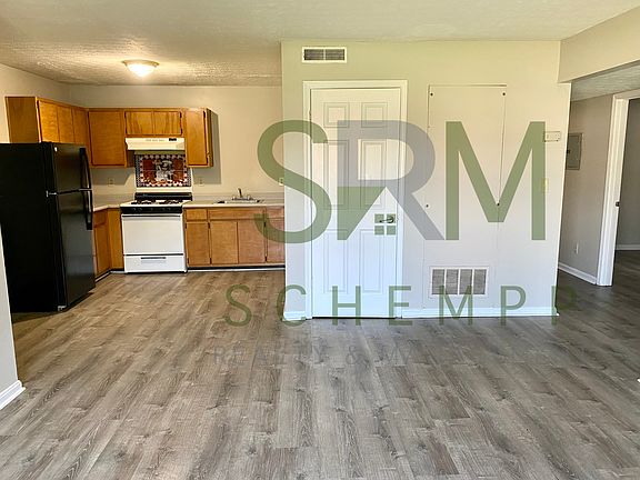 3rd image of 1704 Rowan St #2
