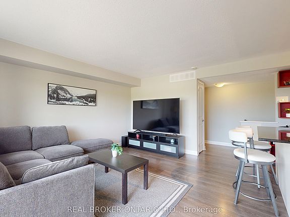 4th image of 1213 Chapman Mills Dr #2