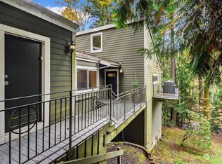 4235 155th Pl SE #4-1, Bellevue, WA