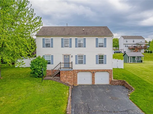 124 McCracken Dr, Monaca, PA 15061