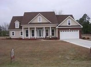 6101 Cottonwood Ln, Blackshear, GA 31516