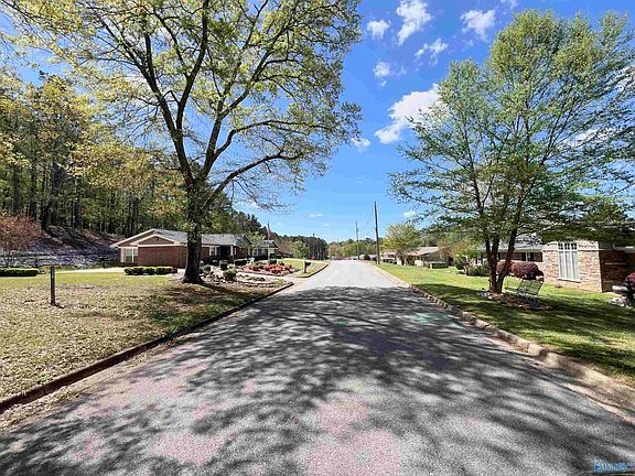 3rd image of 555 Littlebrandt Dr