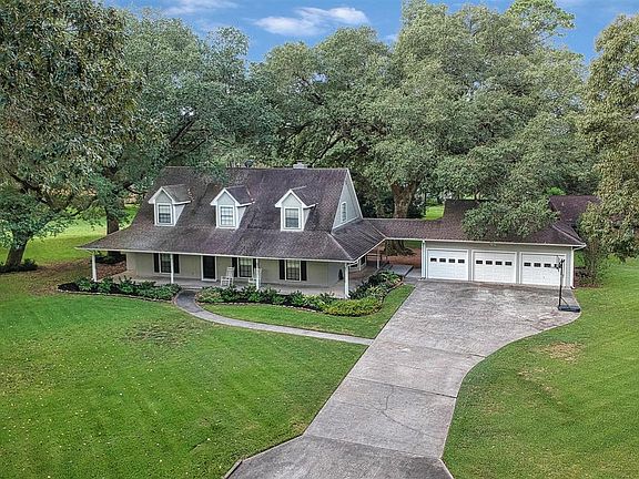4th image of 18715 Goldfinch Ln