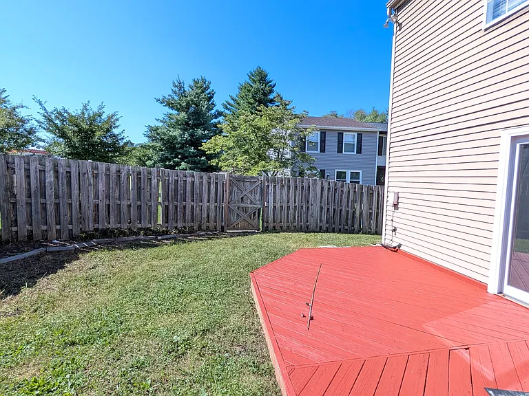 119 Sandalwood Ct — Photo 17