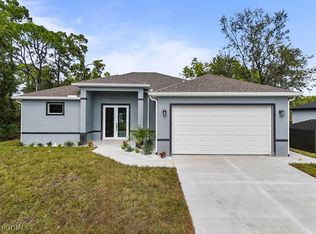 2804 11th St W, Lehigh Acres, FL 33972