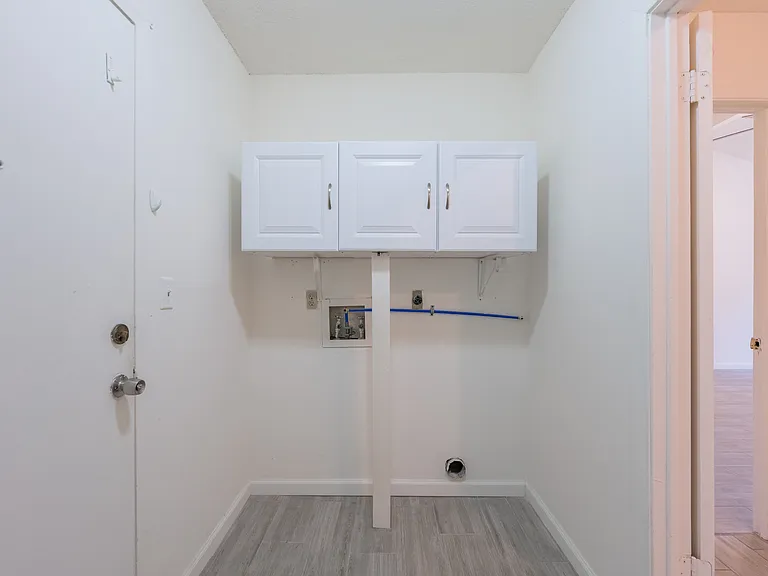 6822 Rivulet — Photo 15