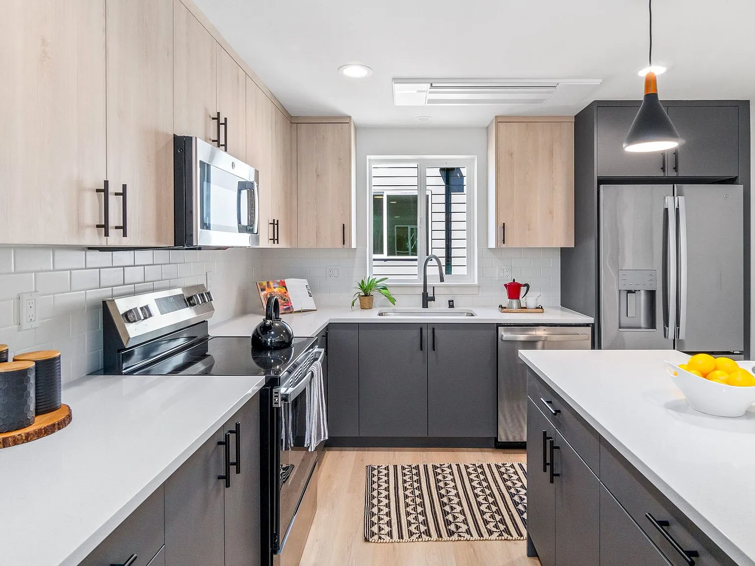 NEW! 15th Ave Townhomes — Photo 2