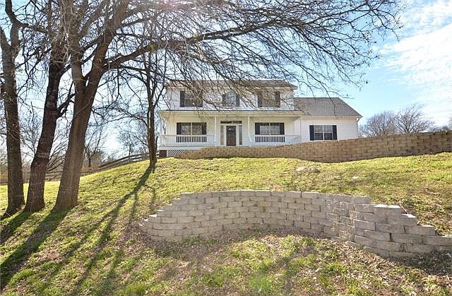 1st image of 141 Llano Ct