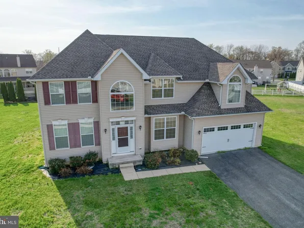 163 Macon Ln, Smyrna, DE 19977