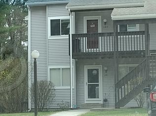 101 Park Pl UNIT 101, Raynham, MA 02767