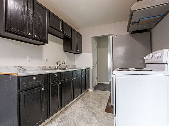 3rd image of 4410 N 52nd St APT 3