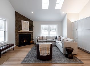 1 First Light Dr, Windham, ME 04062