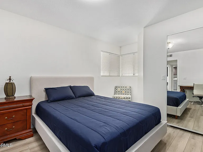 3235 E Camelback Rd #201 — Photo 16